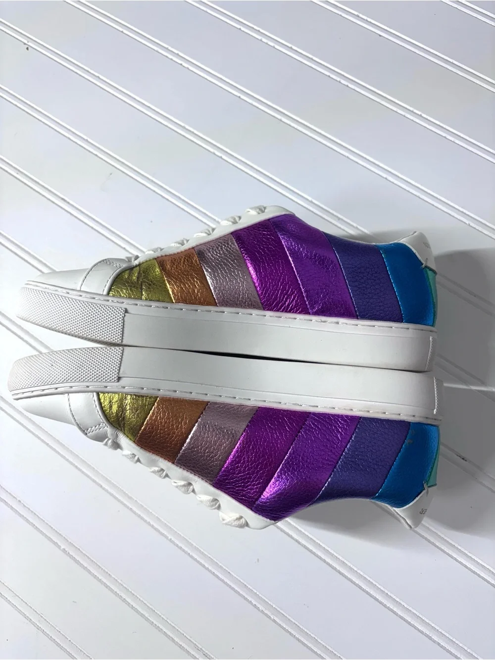Kurt Geiger Metallic Rainbow Sneakers White Leather Iridescent Fun Leather 8.5